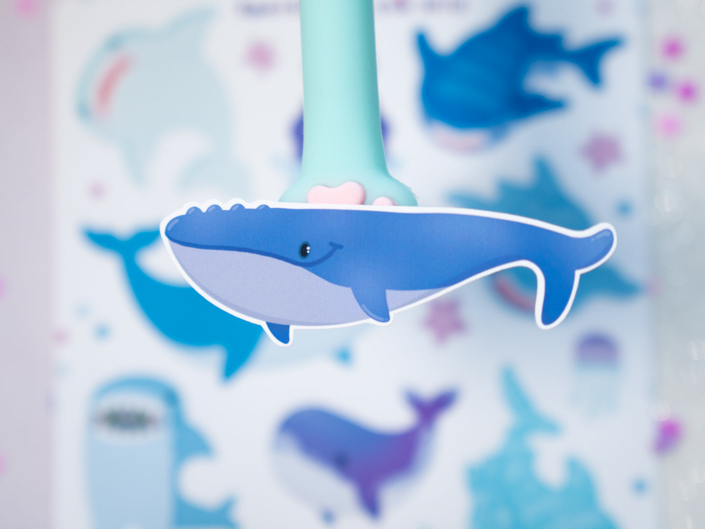 Feuille d’autocollants Baleines et Chatons Kawaii
