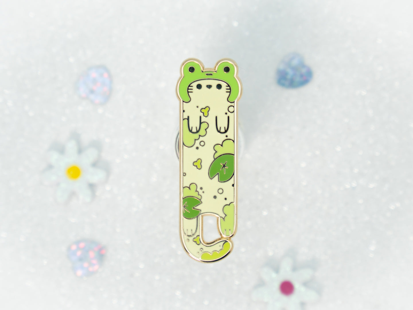 Pins Waterlilies - Whiskered Longers Collection