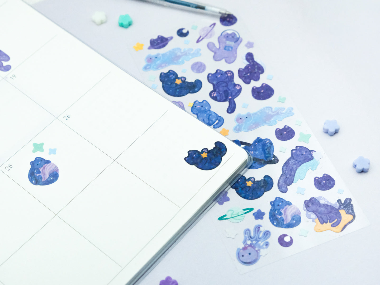 Feuille d'autocollants deco Paillettes Chat Galaxy