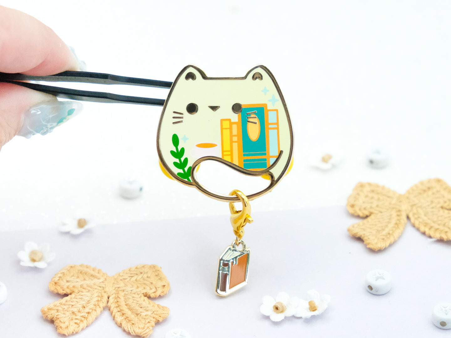 Pins Chats Livres - Charm-ing Collection