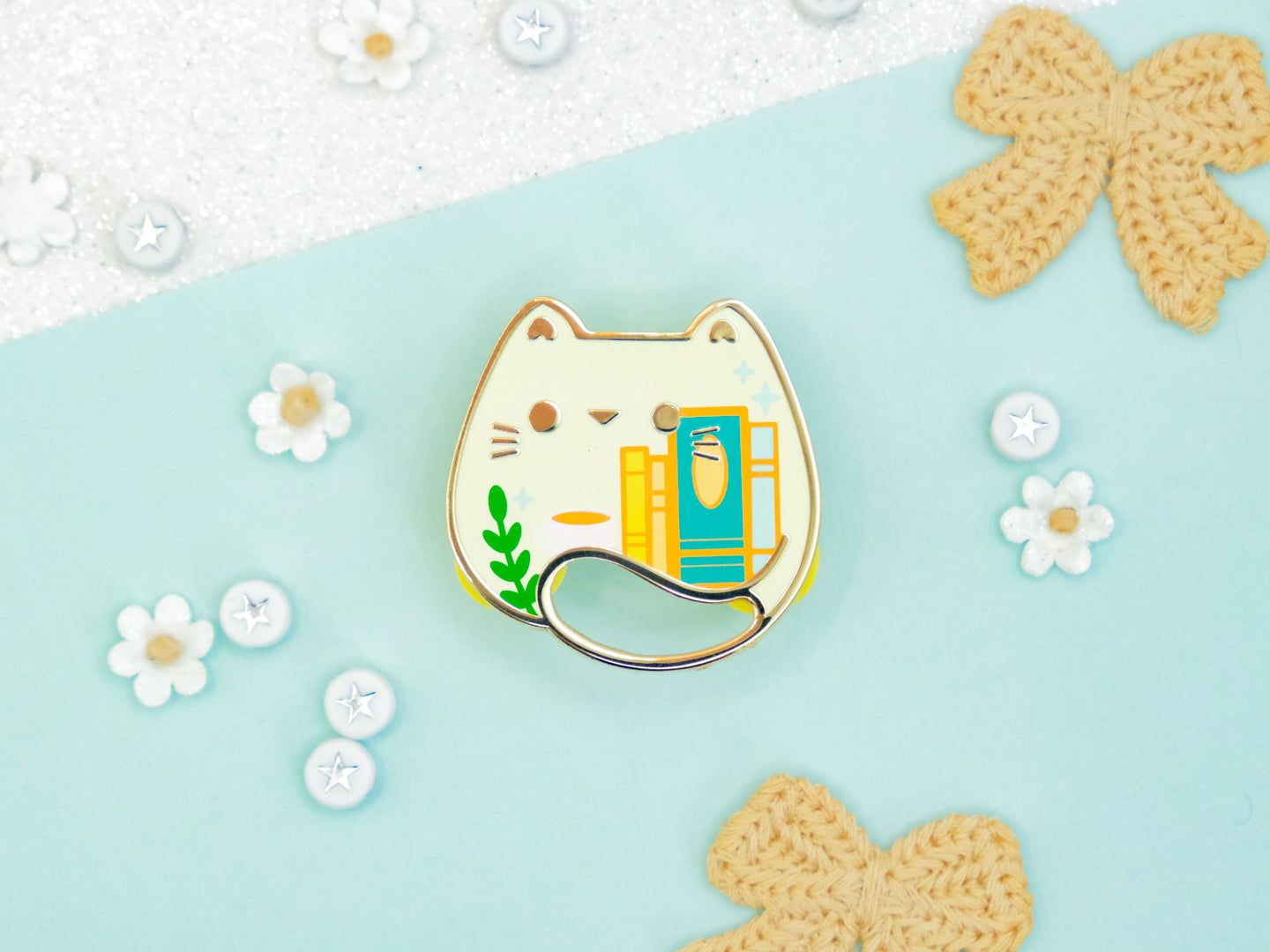 Pins Chats Livres - Charm-ing Collection