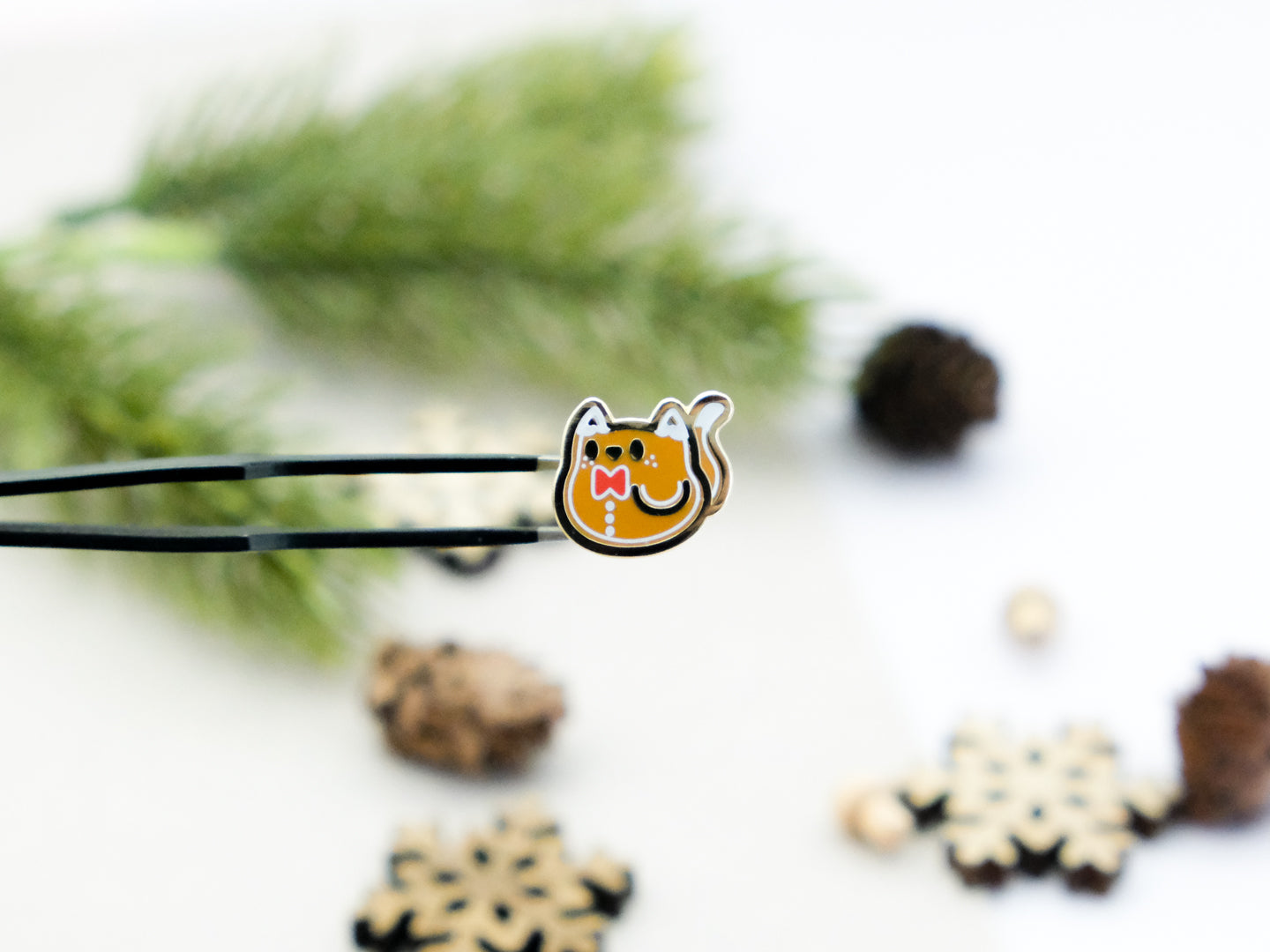 Gingerbread Cat Christmas Enamel Pin - Teeny Tinycats