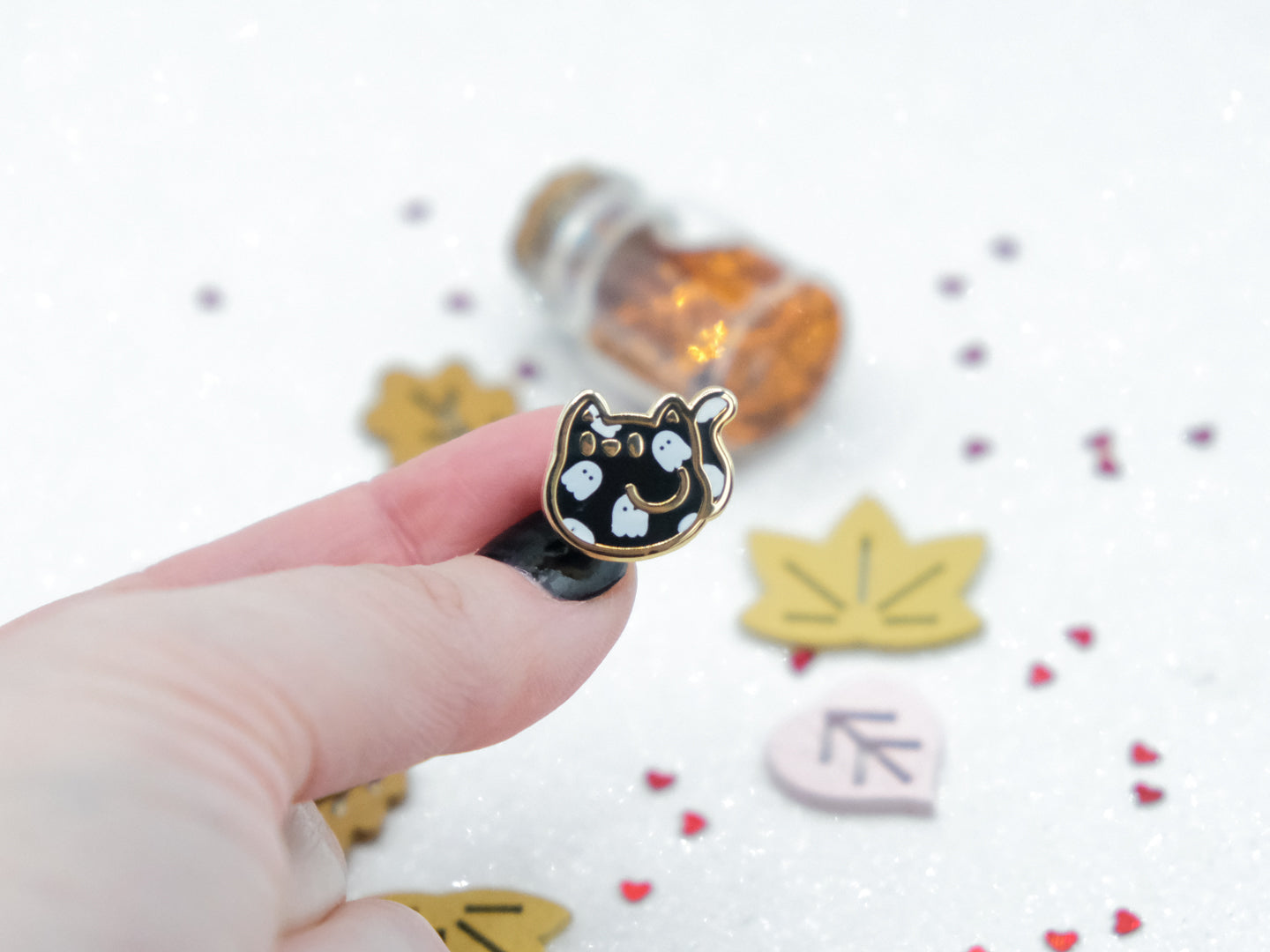 Mini Pins Chat Noir Hanté par les Fantômes (ÉDITION LIMITÉE)