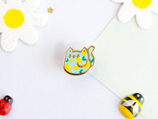 Mini Pins Chat Mignon avec des Citrons - Tinycats