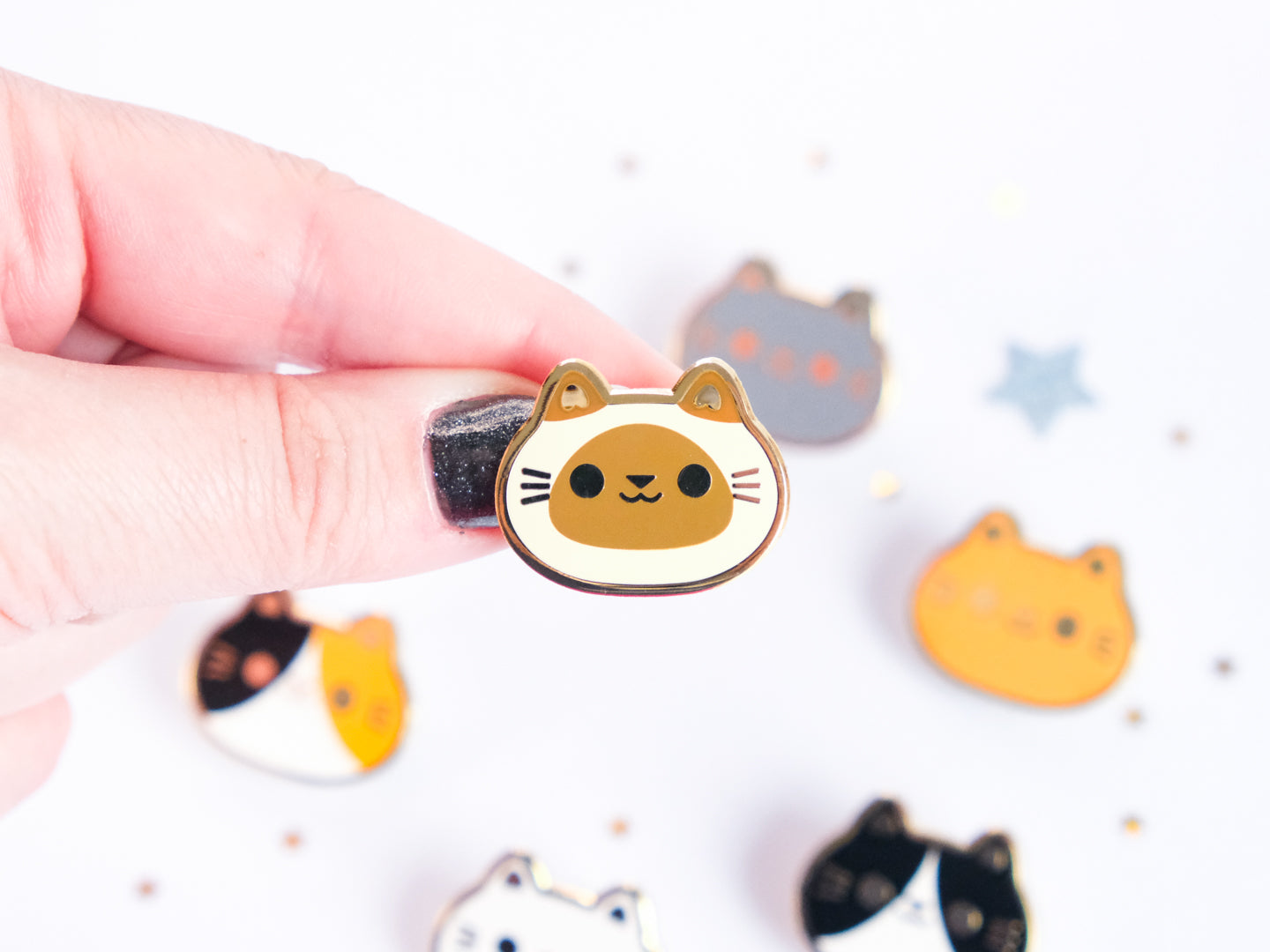 Pins Tête de Chat Rond et Mignon