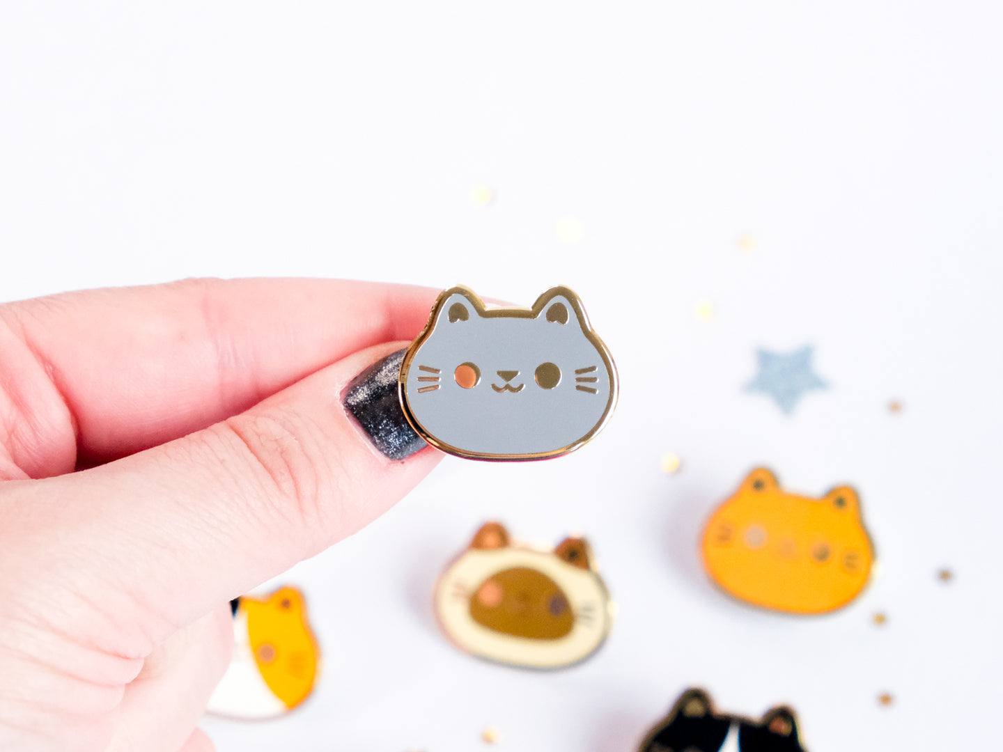 Pins Tête de Chat Rond et Mignon