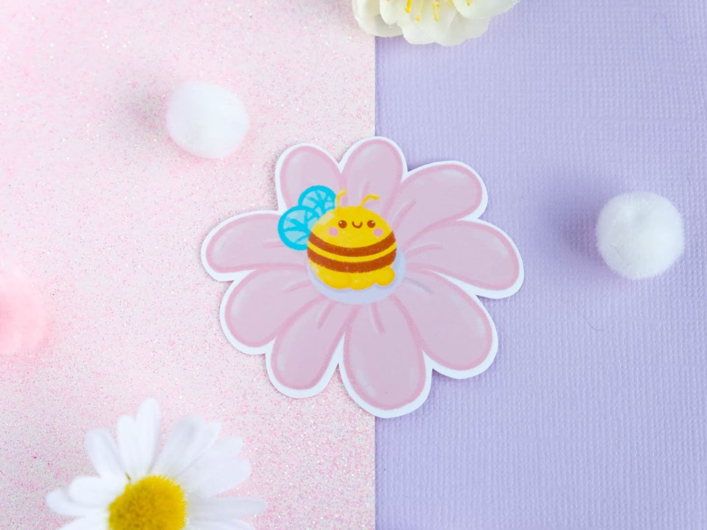 Autocollant Petite abeille fleur rose