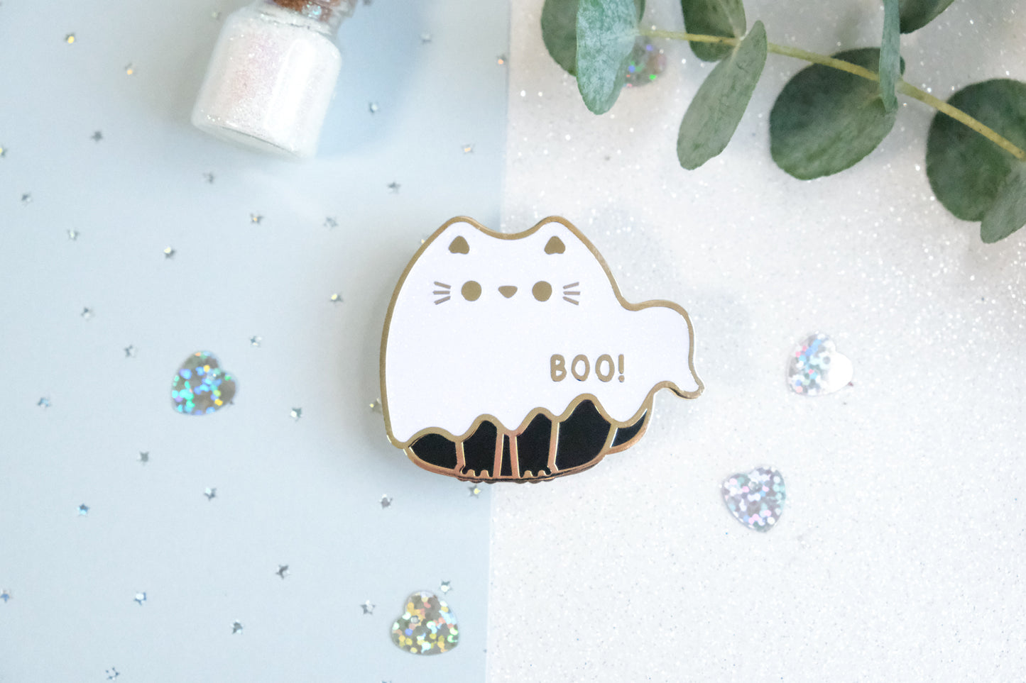 Pins Boo! avec paillettes - Collection Whiskered Wonders