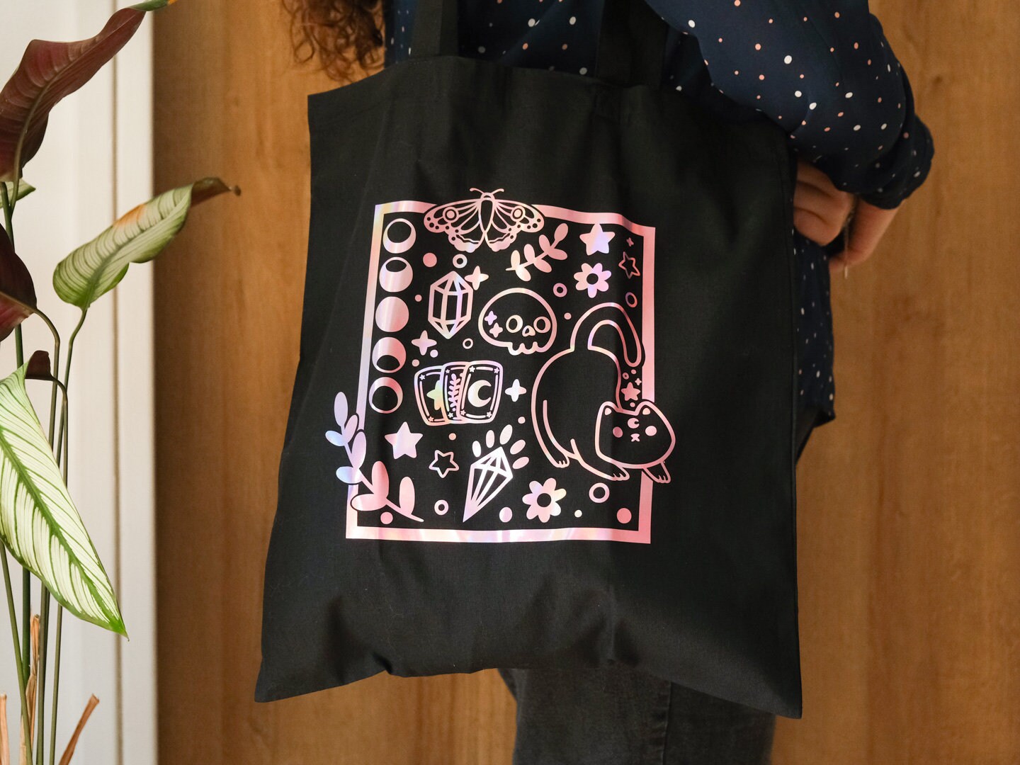 Tote-bag Noir Holographique - Chat ésotérique et carte de tarot