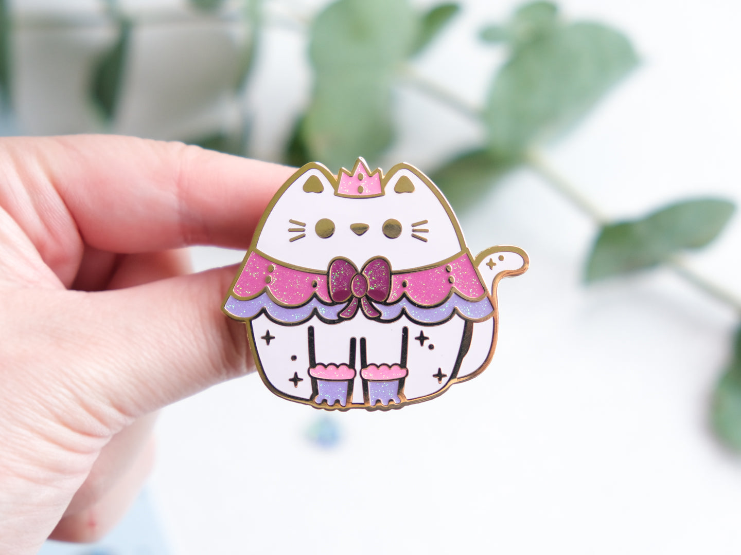 Pin's Chat Princesse avec Paillettes - Collection Whiskered Wonders