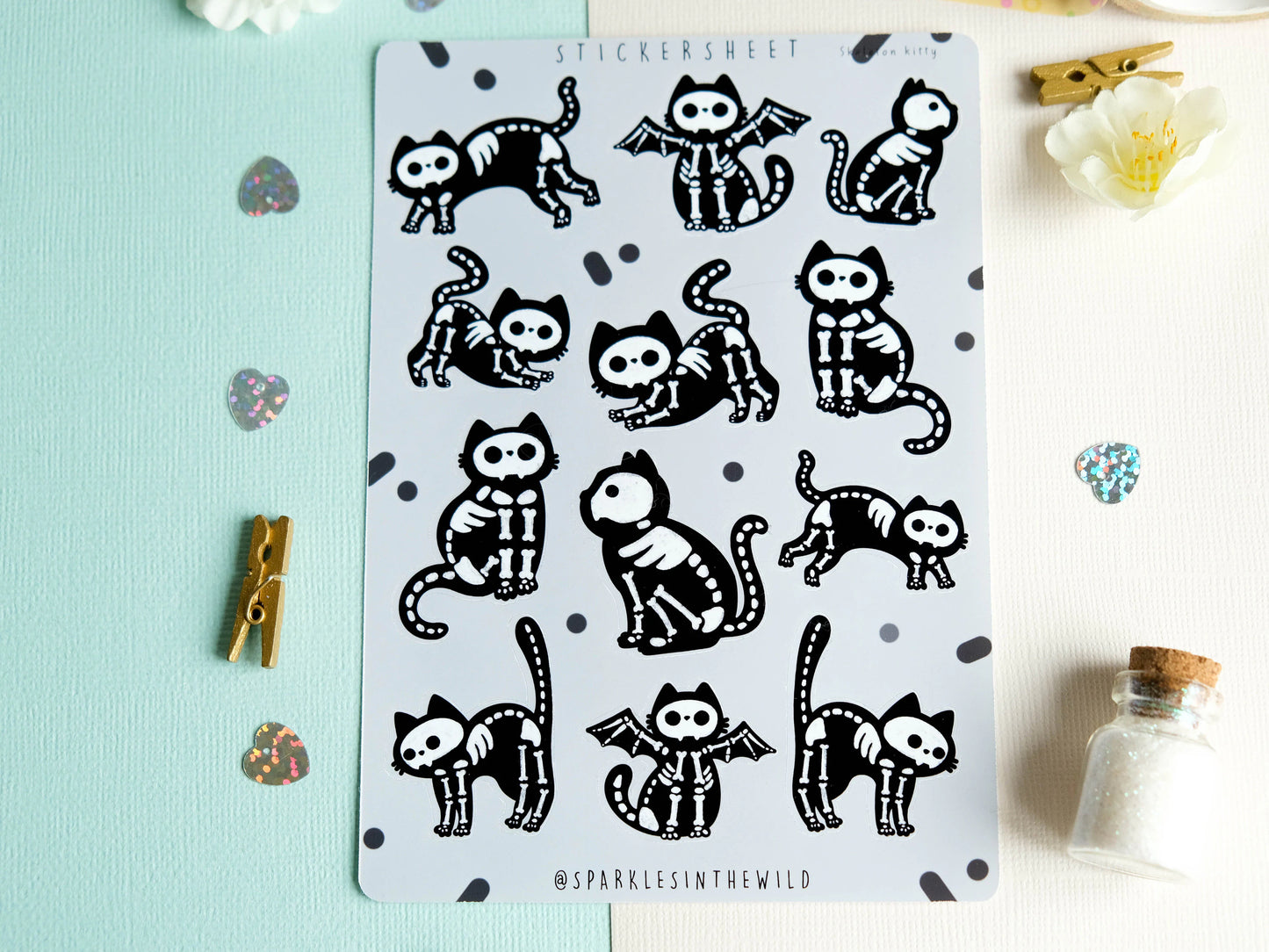 Feuille d’autocollants de chat squelette