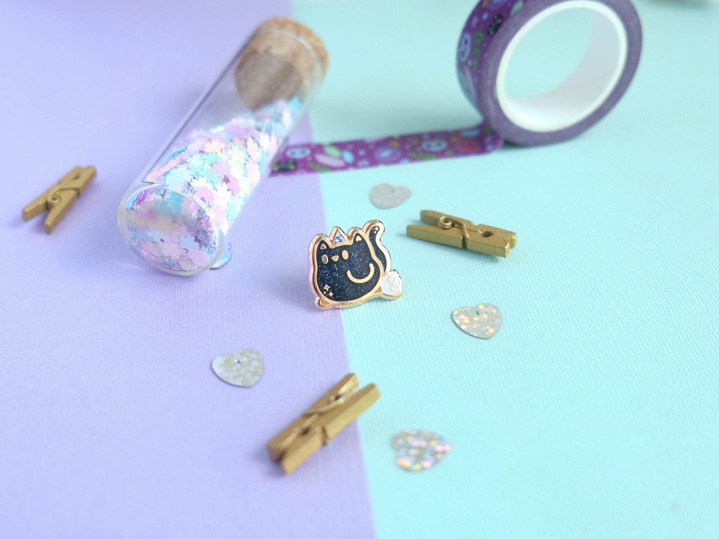 LIMITED EDITION - Mini Hard Enamel Pin Cute Cat Witch with glitter for Halloween perfect as board filler pin