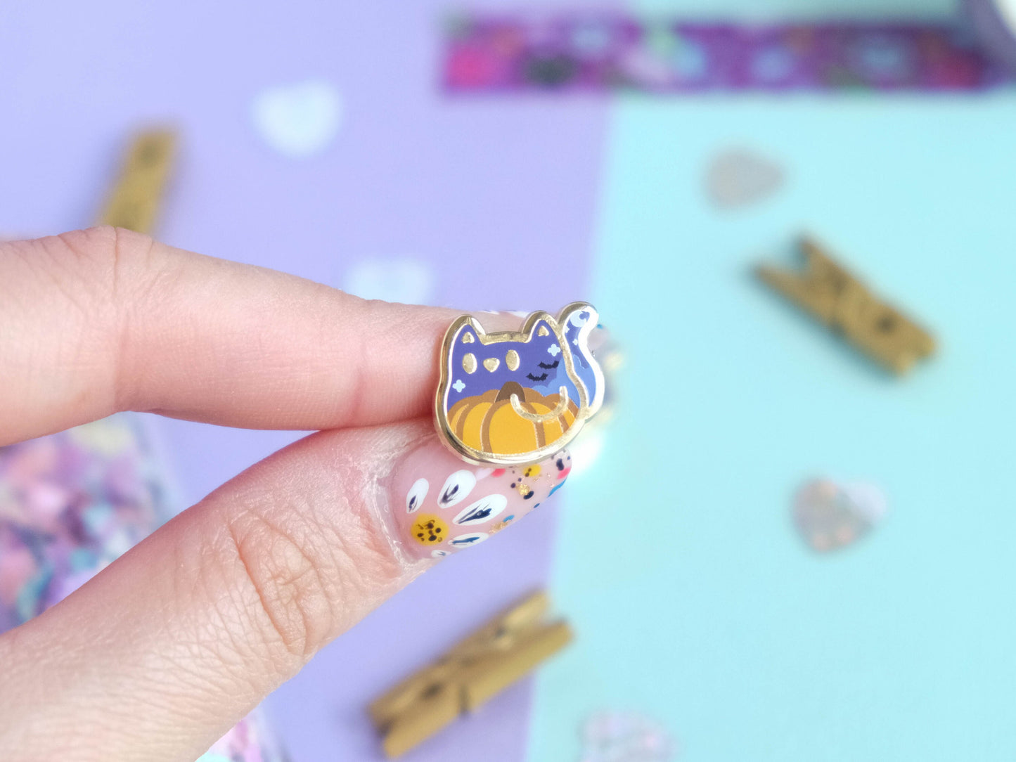 LIMITED EDITION - Mini Hard Enamel Pin Cute Cat with pumpkin for Halloween perfect as board filler pin