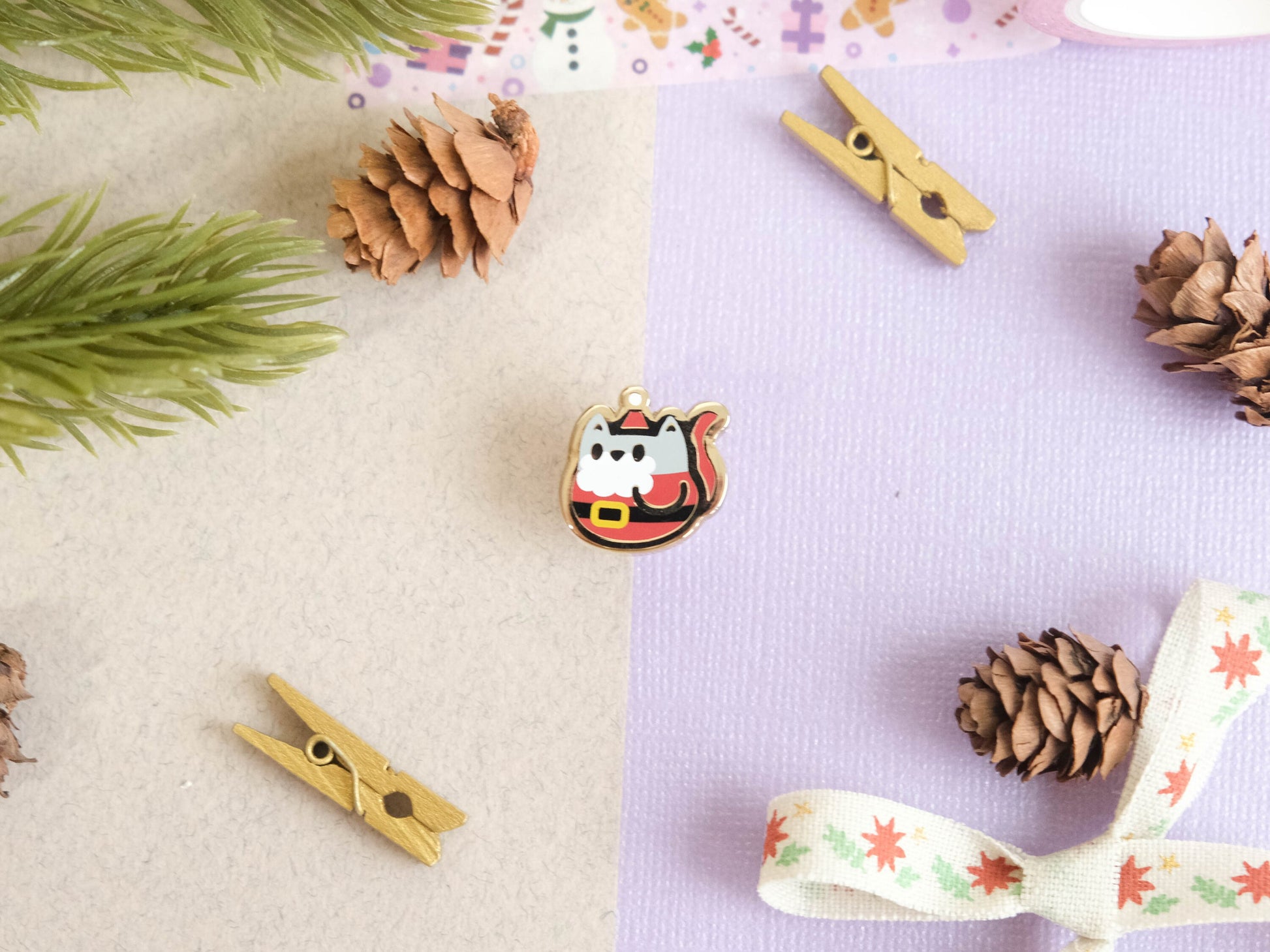 LIMITED EDITION - Mini Hard Enamel Pin Cute Cat with Santa outfit for Christmas perfect as board filler pin