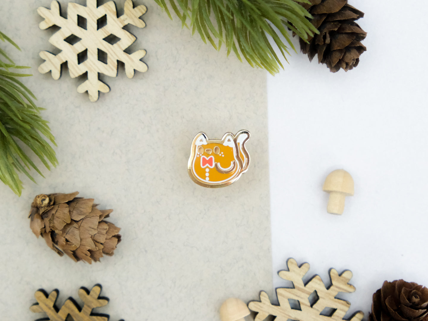 Gingerbread Cat Christmas Enamel Pin - Teeny Tinycats
