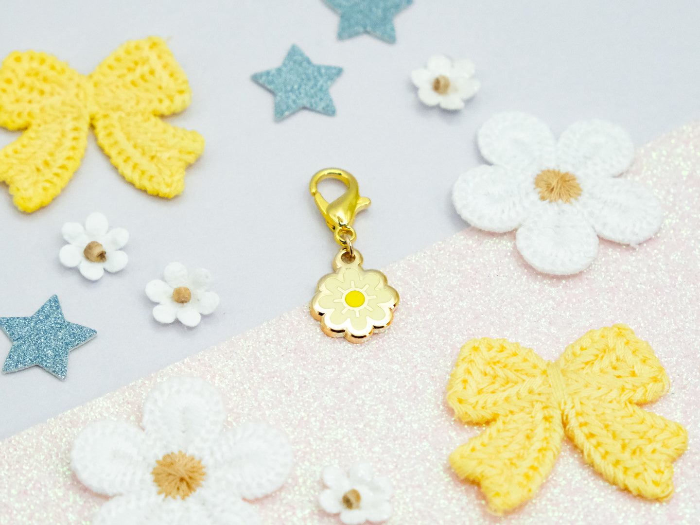 Charm Fleur Jaune - Charm-ing Collection