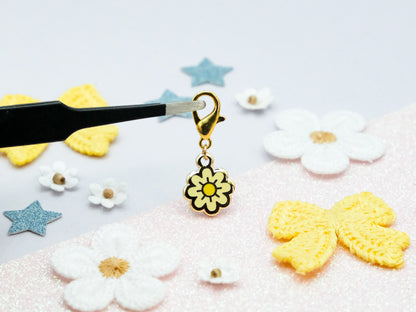 Charm Fleur Jaune - Charm-ing Collection