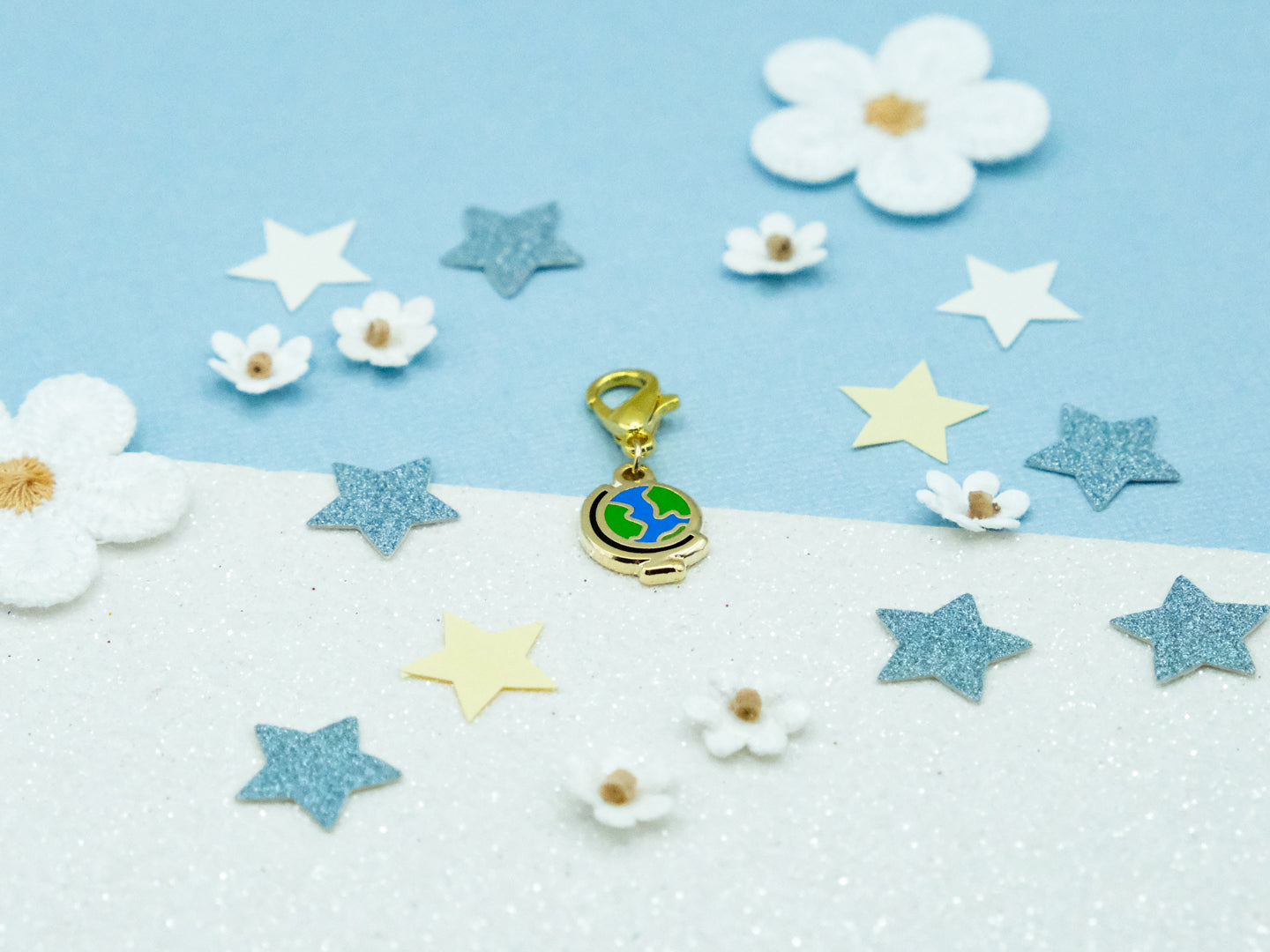 Earth Globe Charm - Charm-ing Collection
