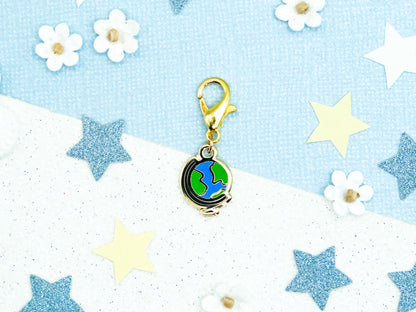 Earth Globe Charm - Charm-ing Collection