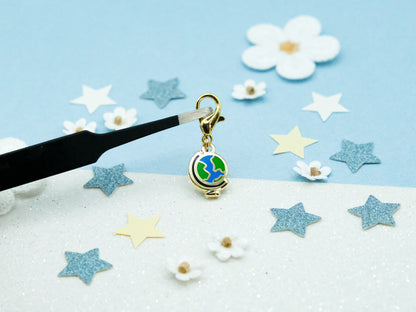 Earth Globe Charm - Charm-ing Collection