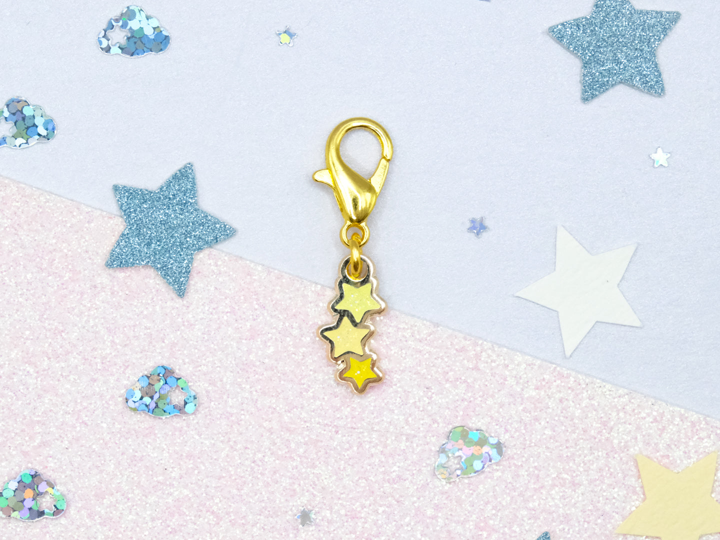 Charm Triple Étoile Jaune - Charm-ing Collection