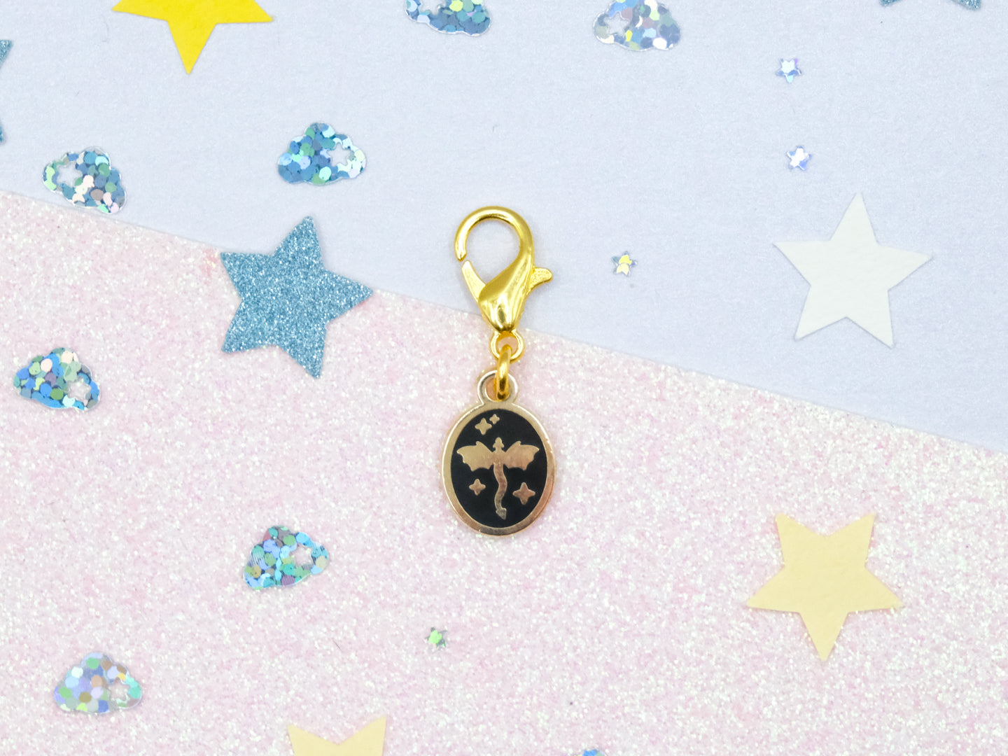 Dragon Medallion Charm - Charm-ing Collection