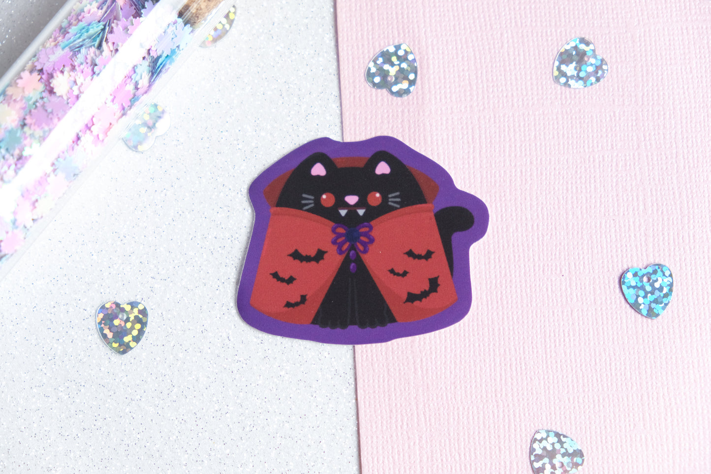 Autocollant chat vampire Dracucat - Collection Whiskered Wonders
