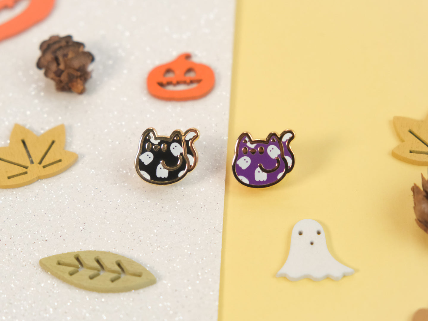 Mini Cute Cat Enamel Pin Haunted by Ghost Purple (LIMITED EDITION)