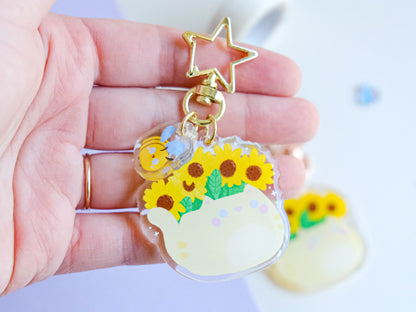 Keychain charm double side kawaii cute cat with bee charm for you keys, tote bag and agenda