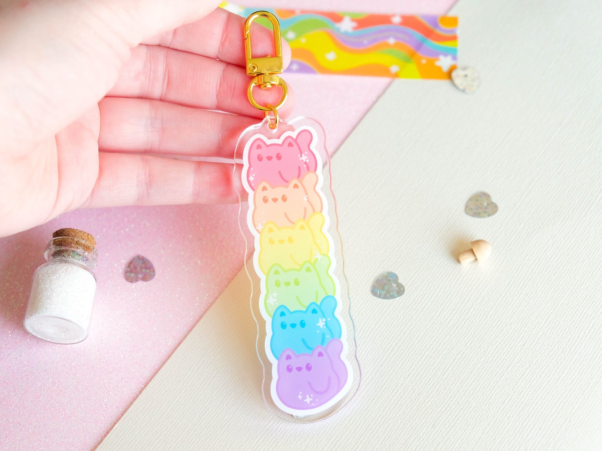 Keychain multicolored rainbow acrylic cat double-sided, perfect for adding a touch of kawaii to your keys, bags, and bullet journal